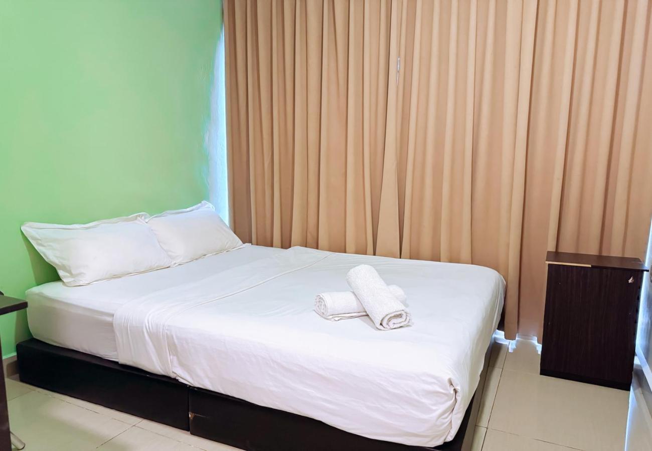Night Queen Hotel Sepang Exterior photo