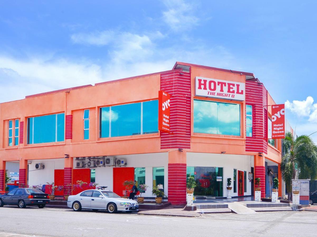 Night Queen Hotel Sepang Exterior photo